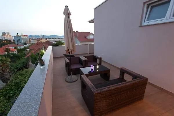 Villa Natalie Zadar Apartamento